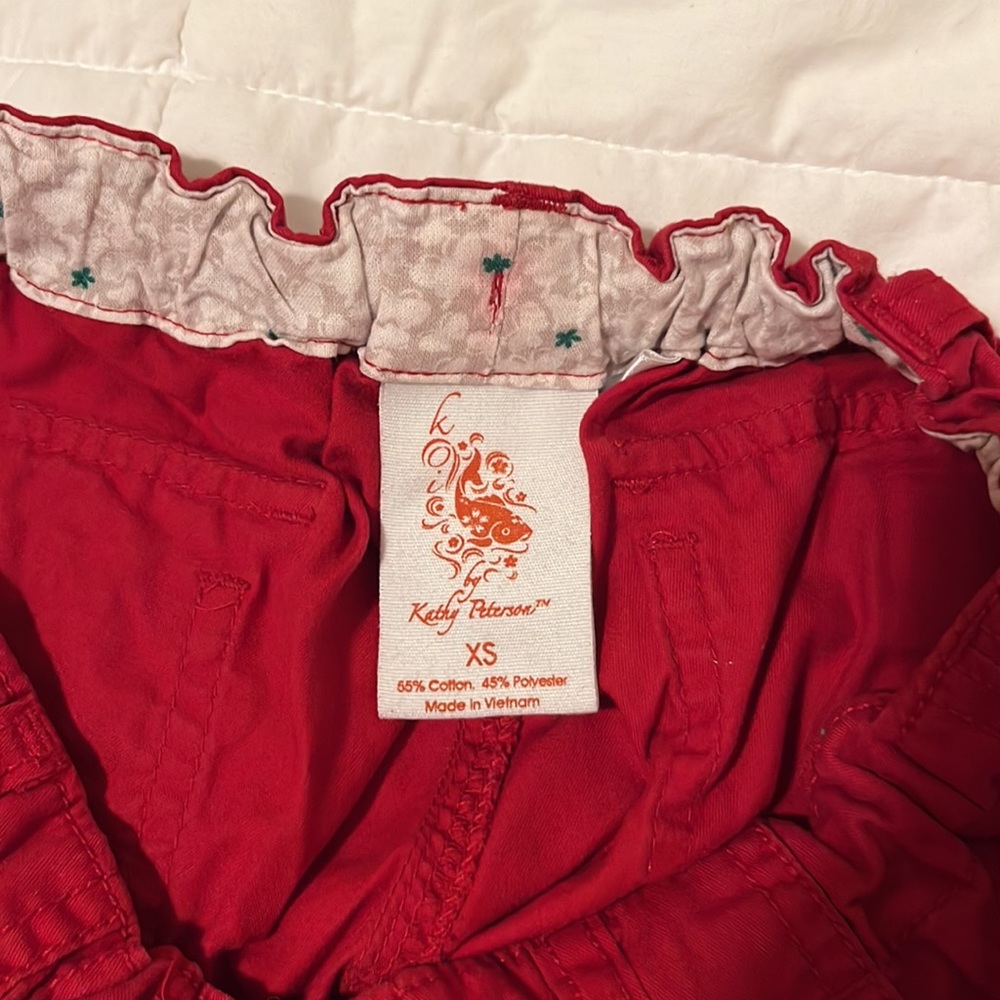 Red pants - Picture 2 of 2